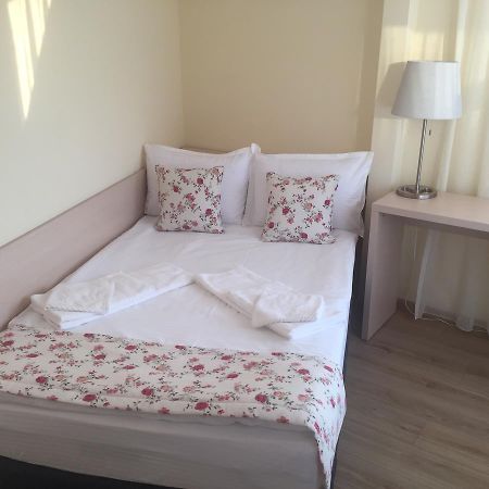 Luxury Apartments Burgas City Eksteriør billede