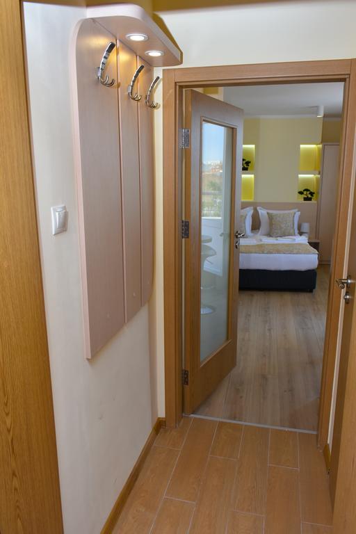 Luxury Apartments Burgas City Eksteriør billede