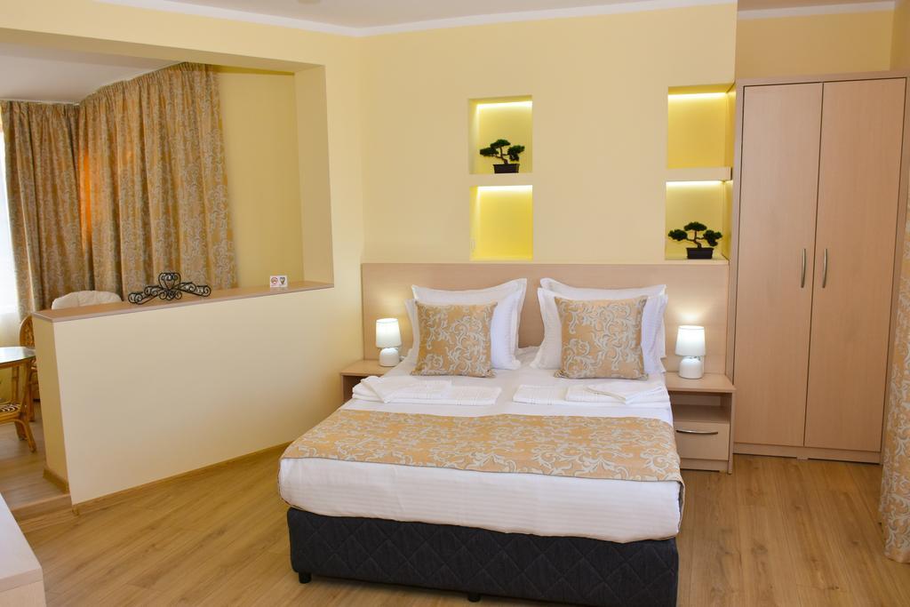 Luxury Apartments Burgas City Eksteriør billede