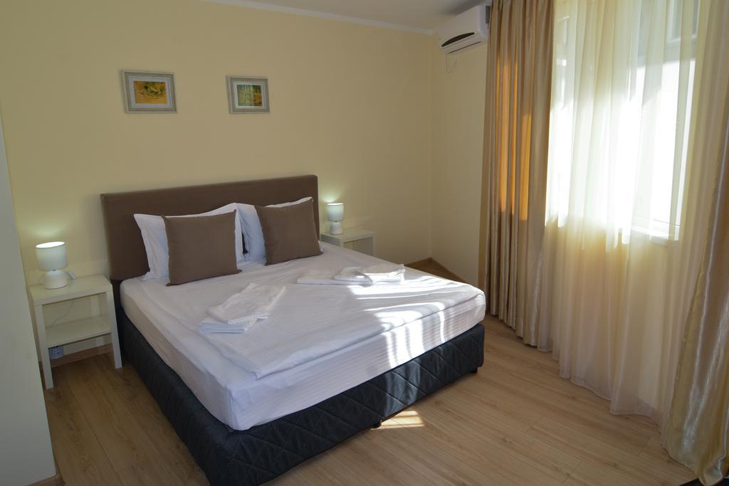 Luxury Apartments Burgas City Eksteriør billede