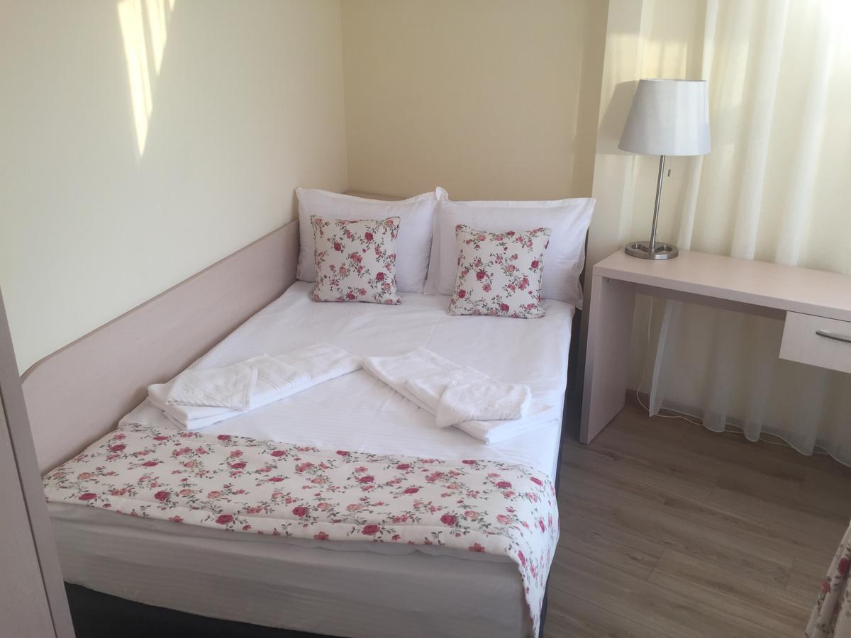 Luxury Apartments Burgas City Eksteriør billede